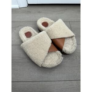 Chloé Luminous Ochre Wavy Shearling Slides Size 37 EU or 6.5 women’s brown beige